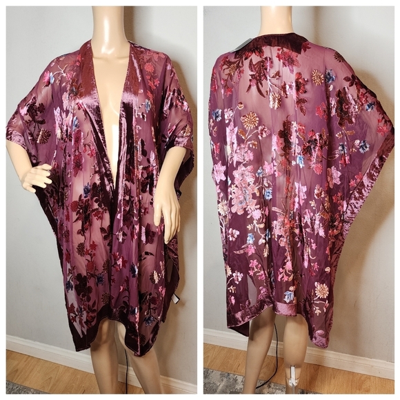NWT Torrid Burnout Velvet Kimono Burgundy Floral size 00/0 M/L - Picture 12 of 16